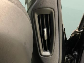 Volvo V60 2.0h T6 Recharge 11.6kWh Inscription Plug-in AWD (340 ps) - SENS