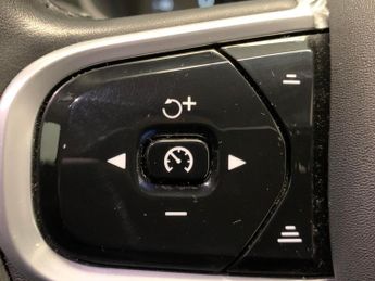 Volvo V60 2.0h T6 Recharge 11.6kWh Inscription Plug-in AWD (340 ps) - SENS