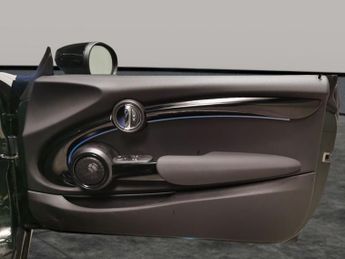 Mini Electric Hatch Cooper SE 32.6kWh Resolute Edition (184 ps) - 17IN ALLOYS - 17IN