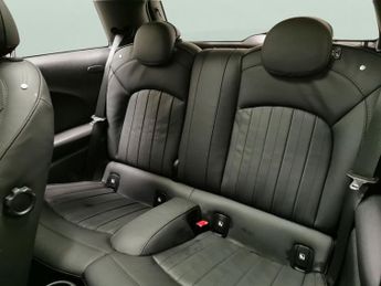 Mini Electric Hatch Cooper SE 32.6kWh Resolute Edition (184 ps) - 17IN ALLOYS - 17IN