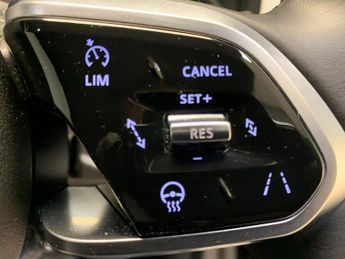 Jaguar I-PACE 400 90kWh R-Dynamic SE Black 4WD (400 ps) - CARPLAY - KEYLESS EN