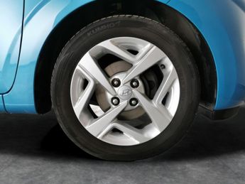 Hyundai i10 1.0 SE Connect (67 ps) - CRUISE - CLIMATE CONTROL - DAB