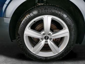 Audi e-tron 50 Technik quattro 71.2kWh (11kW Charger) (313 ps) - REVERSE CAM