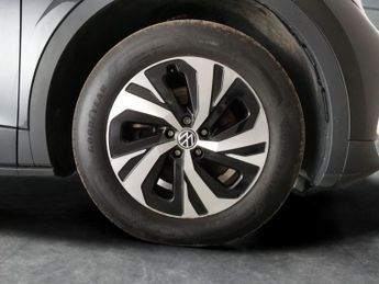 Volkswagen ID.4 Pure Performance 52kWh Life (170 ps) - REVERSE CAM - HEATED SEAT