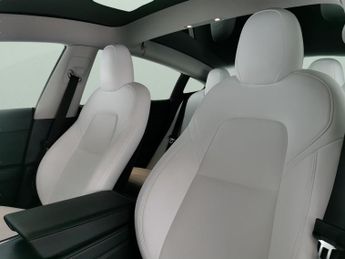 Tesla Model 3 Saloon RWD (241 bhp) - PARK ASSIST - LED - REVERSE CAM