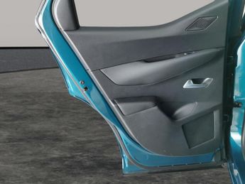 DS Automobiles DS 3 Crossback 1.2 PureTech Rivoli Crossback EAT8 (130 ps) - REVERSE CAM - NAV 