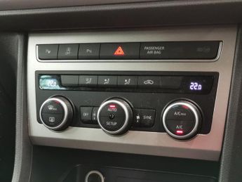 Seat Ateca 2.0 TDI XPERIENCE DSG (150 ps) - REVERSE CAM - NAV - ALCANTARA