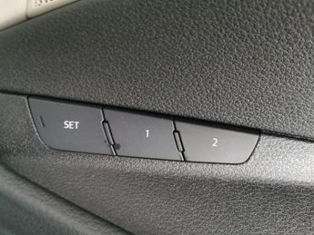 Audi e-tron 50 Technik quattro 71.2kWh (11kW Charger) (313 ps) - REVERSE CAM