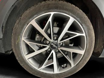 Kia Niro 1.6 GDi 3 DCT (139 bhp) - HEATED STEERING - LANE DEPARTURE  - BL