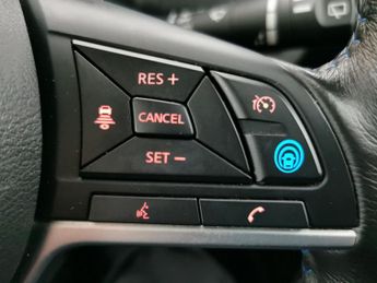 Nissan Leaf 40kWh Tekna (150 ps) - REVERSE CAM - NAV - HEAT PACK