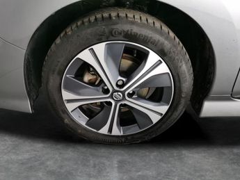 Nissan Leaf 40kWh Tekna (150 ps) - REVERSE CAM - NAV - HEAT PACK