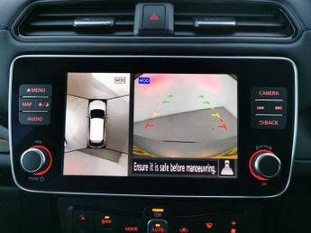 Nissan Leaf 40kWh Tekna (150 ps) - REVERSE CAM - NAV - HEAT PACK