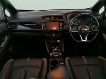 Nissan Leaf 40kWh Tekna (150 ps) - REVERSE CAM - NAV - HEAT PACK