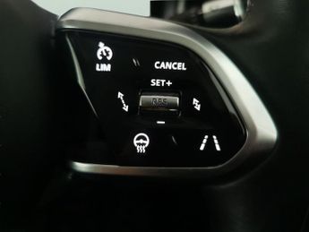 Jaguar I-PACE 400 90kWh HSE 4WD (400 ps) - LED - REVERSE CAM - MERIDIAN AUDIO