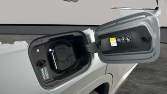 BMW iX1 20 66.5kWh M Sport eDrive (11kW Charger) (204 ps) - EDRIVE EXTER