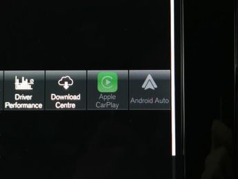 Volvo XC40 1.5h T4 Recharge 10.7kWh R-Design Plug-in (211 ps) - LEATHER-NUB