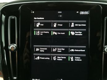 Volvo XC40 1.5h T4 Recharge 10.7kWh R-Design Plug-in (211 ps) - LEATHER-NUB