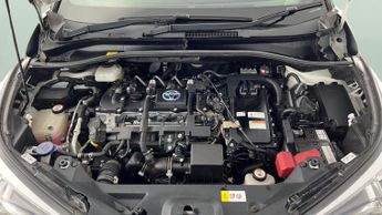 Toyota C-HR 1.8 VVT-h Dynamic CVT (122 ps) - HEATED SEATS - LANE DEPARTURE A