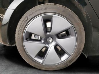 Tesla Model 3 Standard Range Plus RWD (241 bhp) - PARK ASSIST - LED - REVERSE 