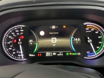 MG Mg5 61.1kWh Exclusive Long Range (156 ps) - KEYLESS ENTRY - LED - NA