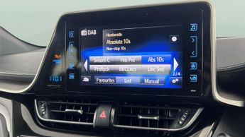 Toyota C-HR 1.8 VVT-h Dynamic CVT (122 ps) - HEATED SEATS - LANE DEPARTURE A