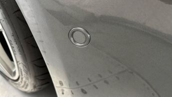 Mercedes-Benz E Class 2.0 E300 AMG Line (Premium) Coupe G-Tronic+ (245 ps) - INTELLIGE