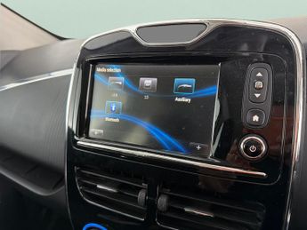 Renault Zoe R110 41kWh Dynamique Nav (i) (107 bhp) - CLIMATE CONTROL - KEYLE