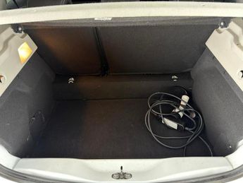 Renault Zoe R110 41kWh Dynamique Nav (i) (107 bhp) - CLIMATE CONTROL - KEYLE