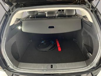 MG Mg5 61.1kWh Exclusive Long Range (156 ps) - KEYLESS ENTRY - LED - NA