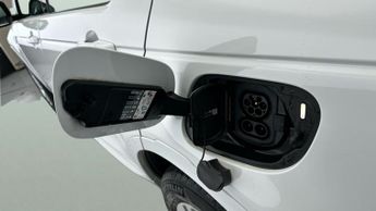 Land Rover Discovery Sport 1.5 P300e 12.2kWh R-Dynamic S Plug-in 4WD (309 ps) - PADDLE SHIF