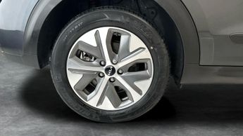 Kia Niro 39kWh 2 (134 bhp) - CRUISE - PADDLE SHIFT - 17IN ALLOYS