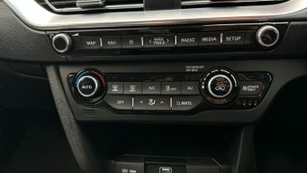Kia Niro 39kWh 2 (134 bhp) - CRUISE - PADDLE SHIFT - 17IN ALLOYS