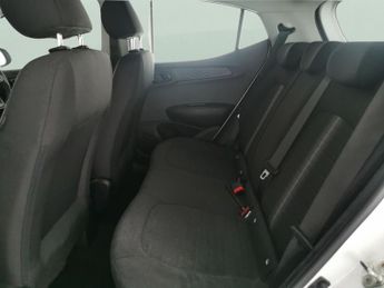 Hyundai i10 1.0 SE Connect (67 ps) - CRUISE - CLIMATE CONTROL - DAB