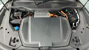 Audi e-tron 50 Sport quattro 71.2kWh (11kW Charger) (313 ps) - HEATED SEATS
