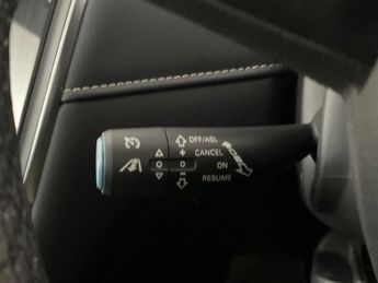 MG Mg5 61.1kWh Exclusive Long Range (156 ps) - KEYLESS ENTRY - LED - NA