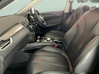 MG Mg5 61.1kWh Exclusive Long Range (156 ps) - KEYLESS ENTRY - LED - NA