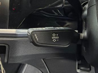 Audi Q3 1.4 TFSIe 45 S line Plug-in S Tronic 13kWh (245 ps) - BLUETOOTH 