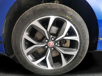 Jaguar I-PACE 400 90kWh HSE 4WD (400 ps) - LED - MERIDIAN AUDIO - REVERSE CAM