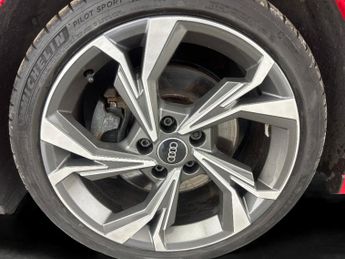 Audi A3 2.0 TDI 35 S line Sportback S Tronic (150 ps) - CRUISE - PADDLE 