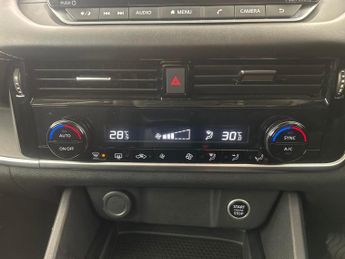 Nissan Qashqai 1.3 DIG-T MHEV Acenta Premium XTRON (158 ps) - LANE DEPARTURE  -