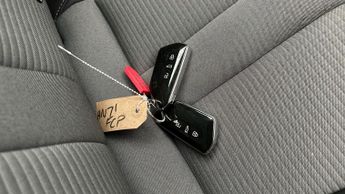 Skoda Enyaq 62kWh 60 (179 ps) - AMBIENT INTERIOR LIGHTING - ISOFIX - ELECTRI