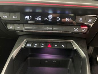 Audi A3 2.0 TDI 35 S line Sportback S Tronic (150 ps) - CRUISE - PADDLE 