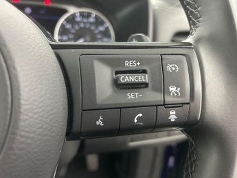 Nissan Qashqai 1.3 DIG-T MHEV Acenta Premium XTRON (158 ps) - LANE DEPARTURE  -