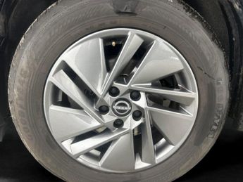 Nissan Qashqai 1.3 DIG-T MHEV Acenta Premium XTRON (158 ps) - LANE DEPARTURE  -