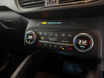 Ford Kuga 2.5 Duratec 14.4kWh ST-Line X Edition Plug-in CVT (225 ps) - KEY