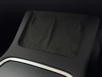 Tesla Model 3 Saloon RWD (241 bhp) - LED - REVERSE CAM - NAV