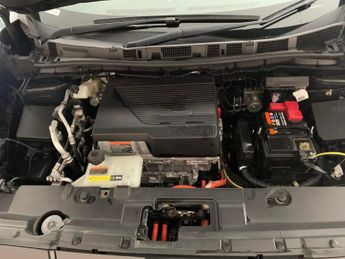 Nissan Leaf 40kWh Tekna (150 ps) - HEATED SEATS - ALCANTARA - NAV