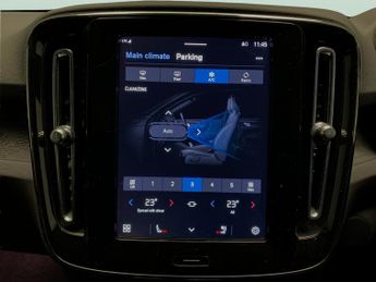 Volvo XC40 Recharge Twin 78kWh Plus AWD (408 ps) - PARK ASSIST - LED - HEAT