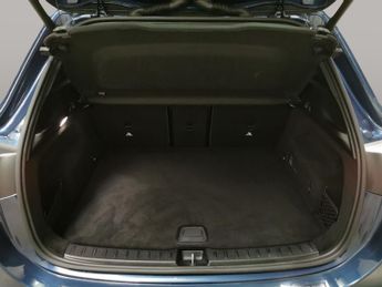 Mercedes-Benz EQA EQA 250 66.5kWh AMG Line (190 ps) - NAV - ADAPTIVE LIGHTS - MIRR