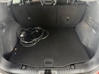 Ford Kuga 2.5 Duratec 14.4kWh ST-Line X Edition Plug-in CVT (225 ps) - KEY